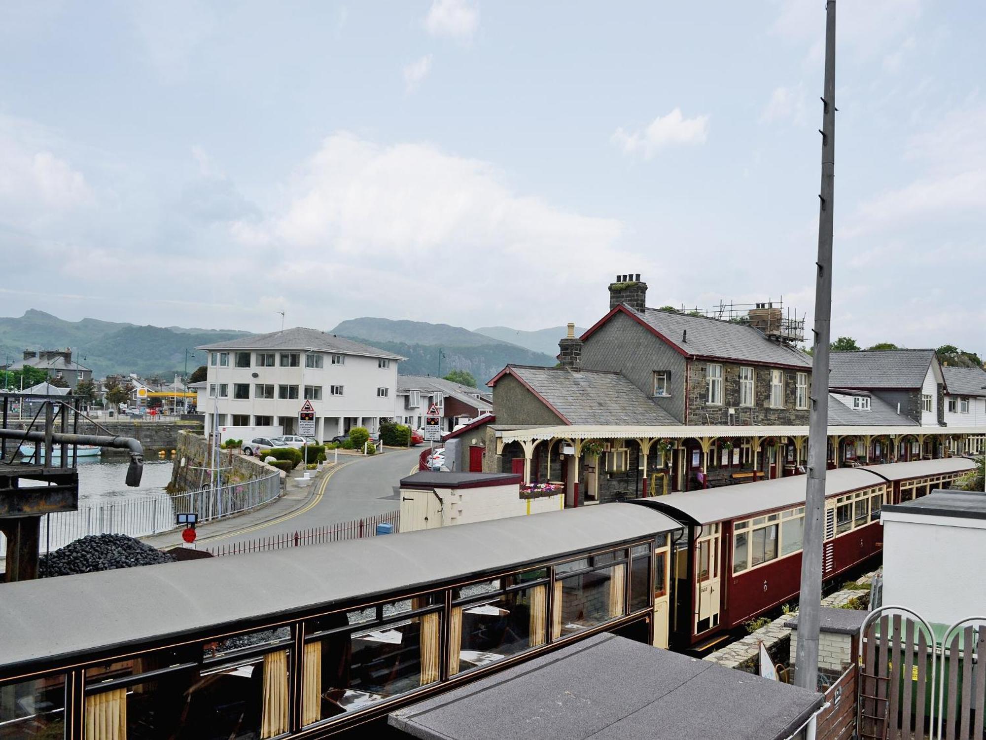 Harbour View Villa Porthmadog Exterior photo